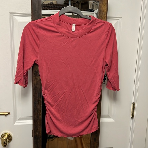 Free People Top - Picture 1 of 3